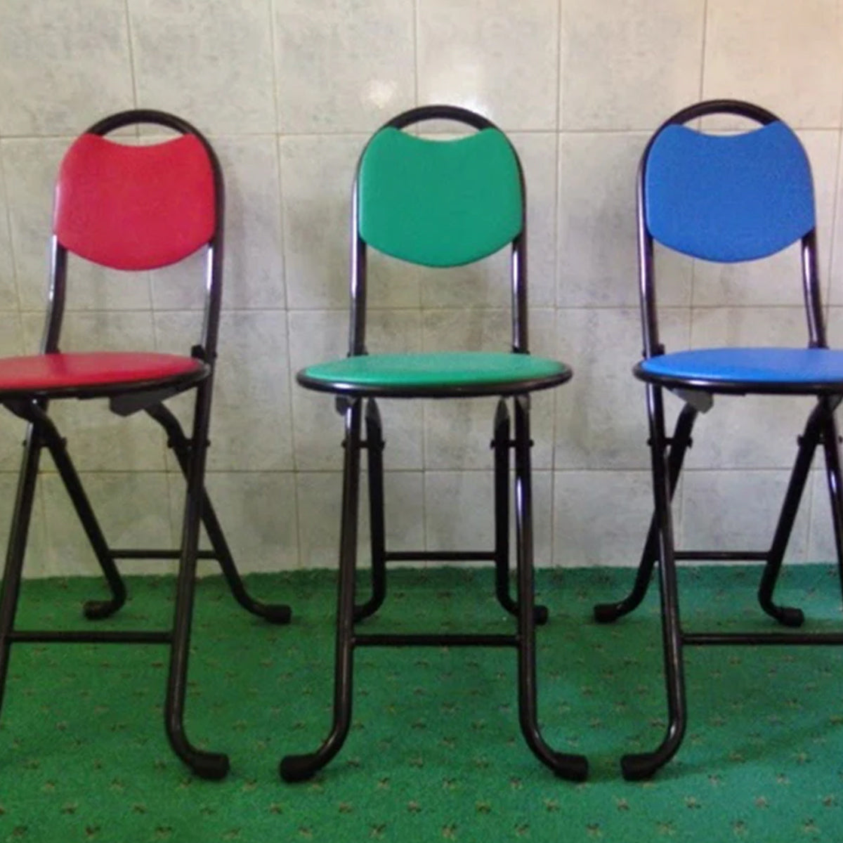 Salaah Chairs Foldable – Musallah.co.za